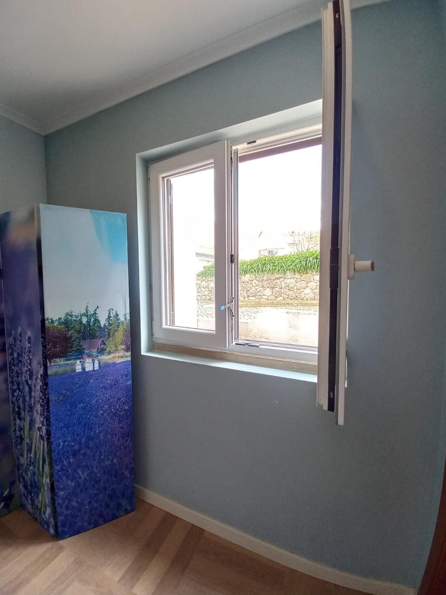Casa Do Portao Azul - Salmonete Appartement Atouguia Da Baleia Buitenkant foto