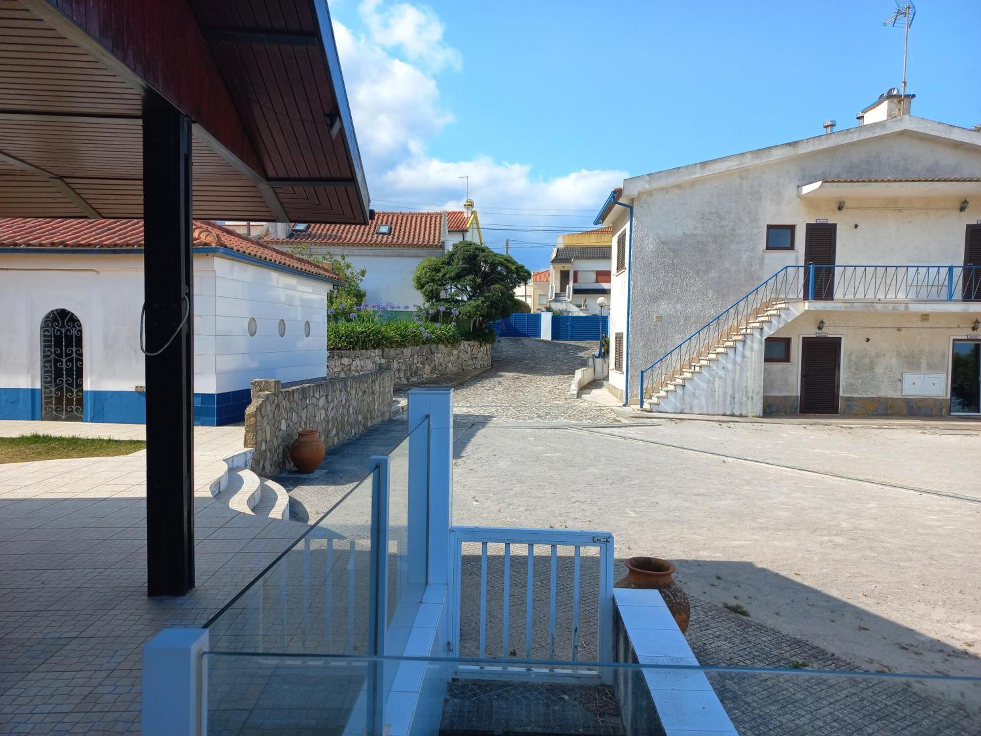 Casa Do Portao Azul - Salmonete Appartement Atouguia Da Baleia Buitenkant foto