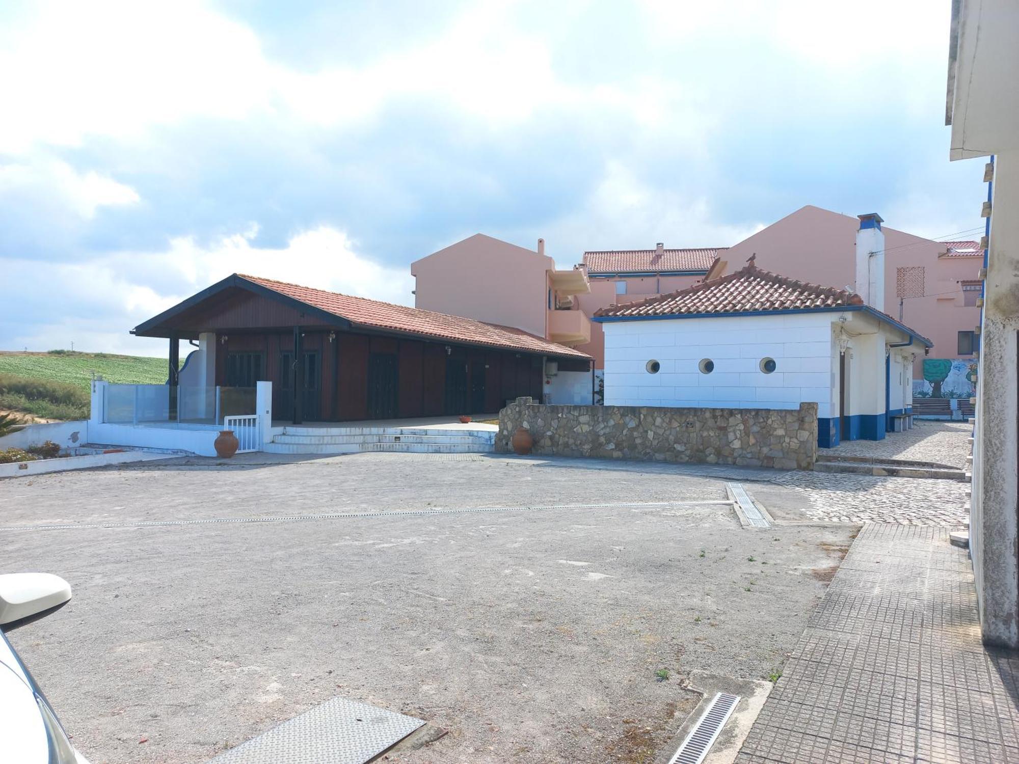 Casa Do Portao Azul - Salmonete Appartement Atouguia Da Baleia Buitenkant foto
